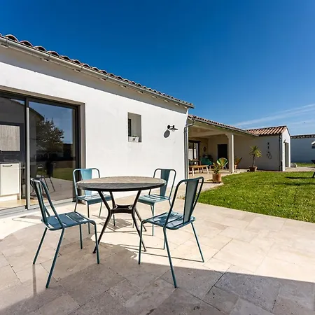 Holiday home Maison Spacieuse Pour 8 Pers. Proche De La - Fr-1-835-23 Sainte-Marie-de-Re