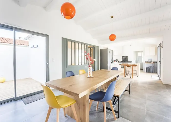 Maison Spacieuse Pour 8 Pers. Proche De La - Fr-1-835-23 圣马丹德雷